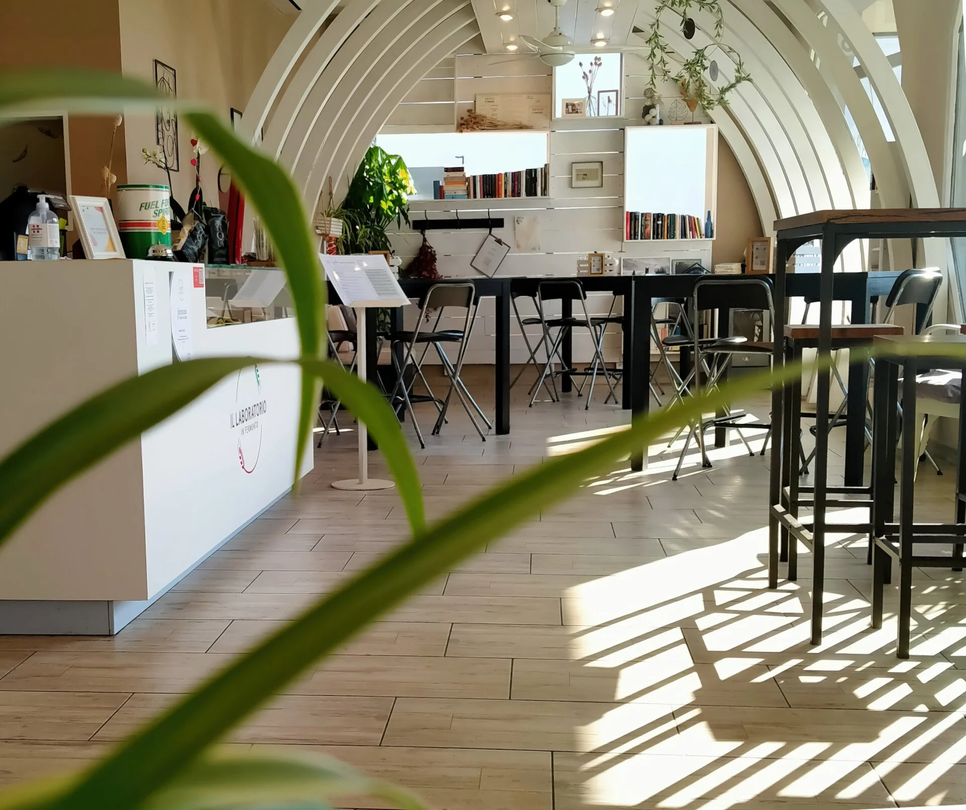 fotografia interna del locale Il Laboratorio in Fermento